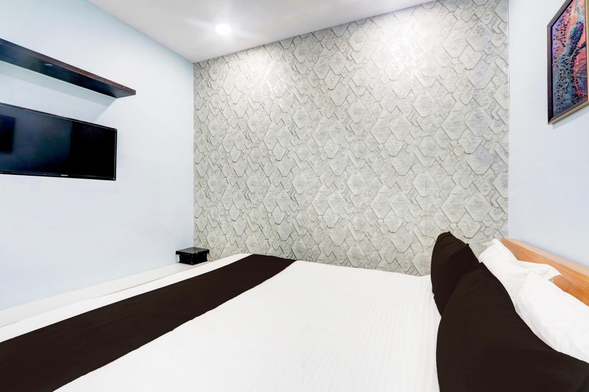 Hotel O Moon Light Nizamabad Extérieur photo